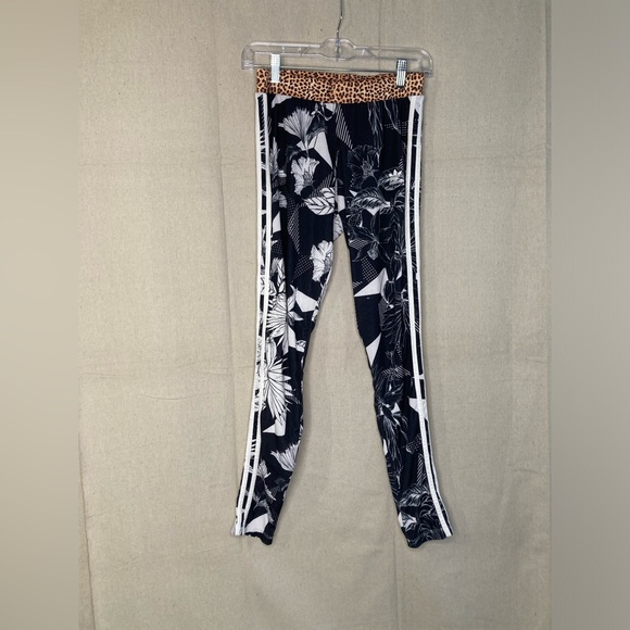 Adidas leggings - Picture 2 of 5